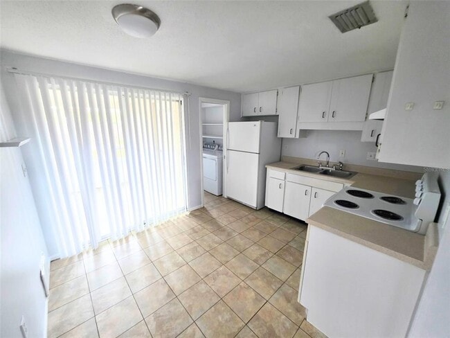 Building Photo - 546 Briarwood Rd