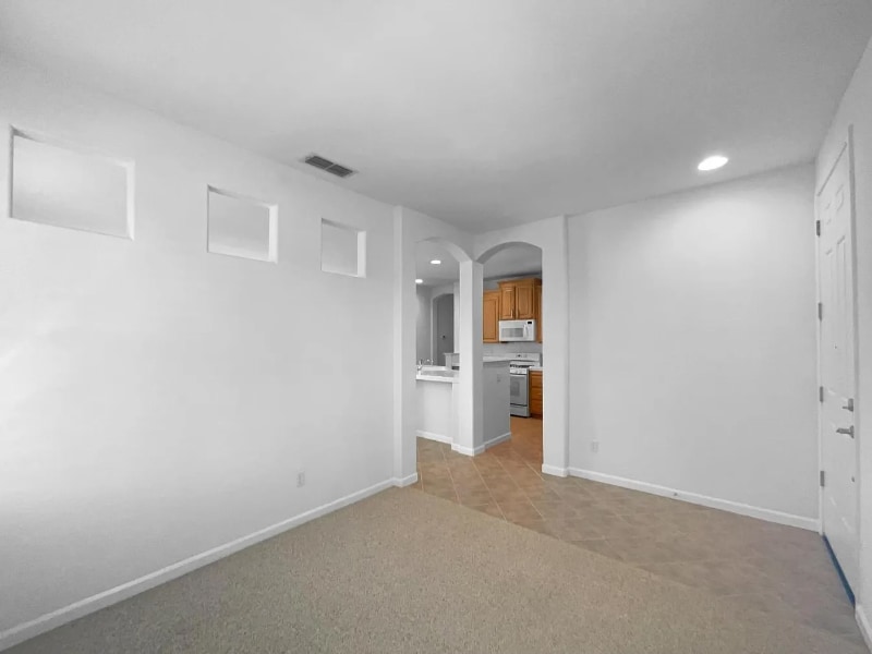 Building Photo - 9752 Sorrena Way