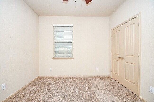 Building Photo - 11718 Balvano Dr