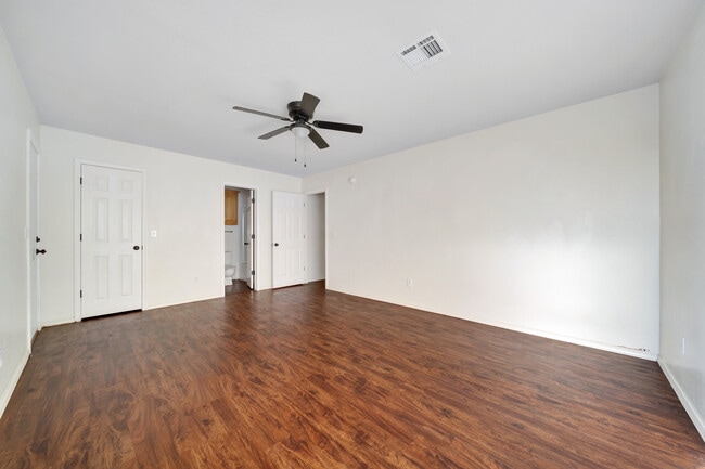 Building Photo - 11215 N 112th East Ave