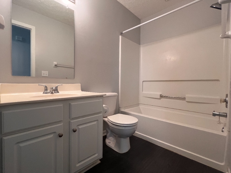 Building Photo - 712 Cape Henry Dr