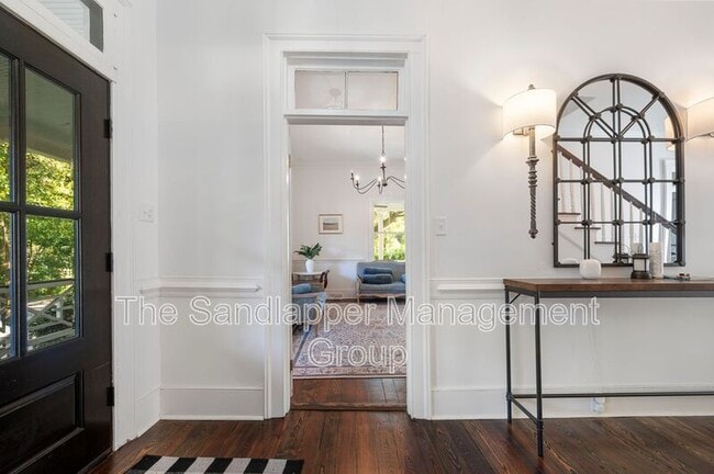 Building Photo - 216 W Carolina Ave