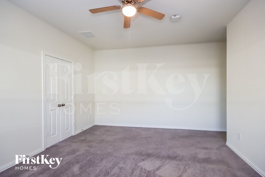 Building Photo - 12543 Highgrove Springs Dr