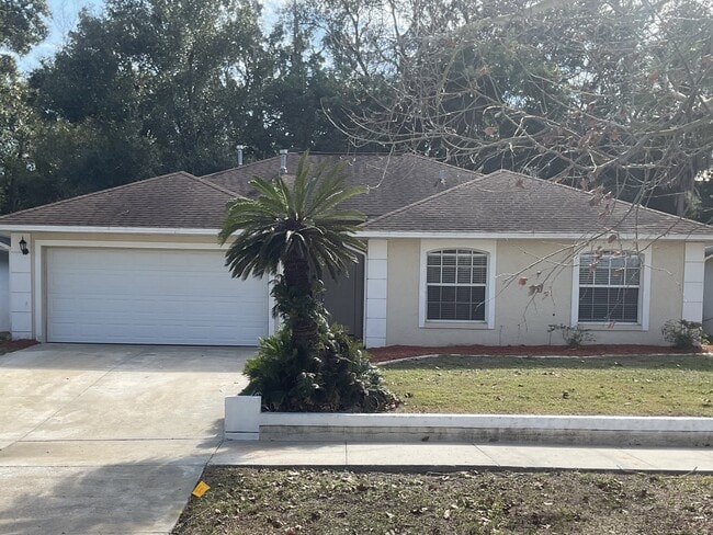 Building Photo - 815 Park Trail Dr