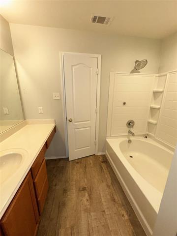 Building Photo - 916 Glenndon Dr
