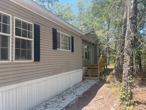 Building Photo - 489 Windwood Dr