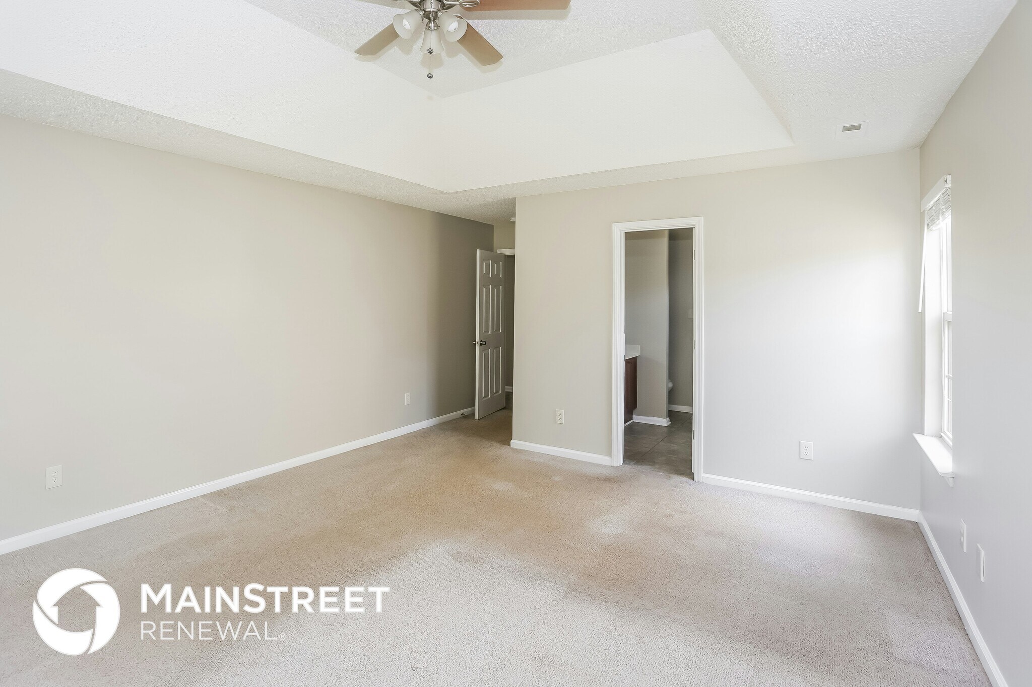 Building Photo - 13503 Willow Falls Rd