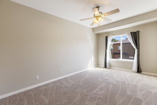 Building Photo - Immaculate 2 Bed 2 Bath Condo with Pikes Peak Views in D49!!!