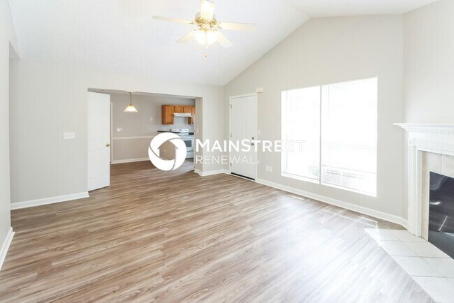Building Photo - 3 Bedroom Pet-Friendly Home in Jonesboro, GA with Main Street Renewal