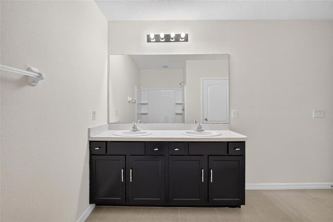 Building Photo - 16441 Treasure Point Dr