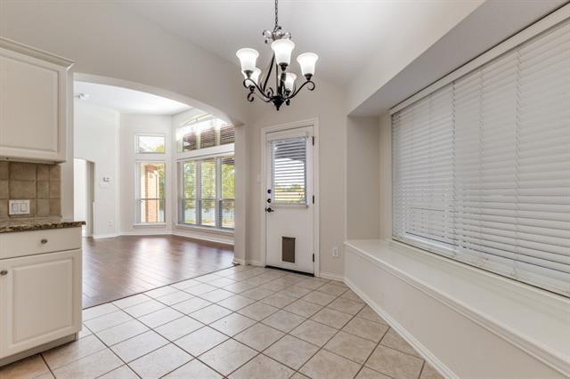 Building Photo - 8904 Lakewood Dr