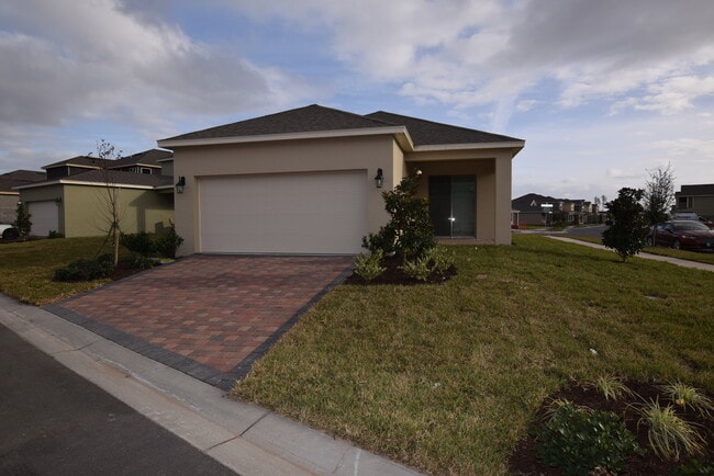 Building Photo - 16073 Pebble Blf Lp