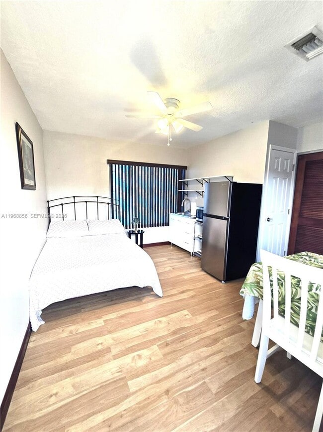 Building Photo - 10762 SW 61st Terrace