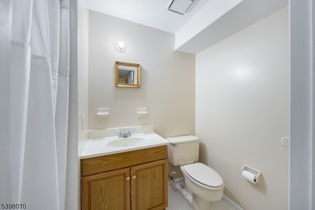 Building Photo - 1 Avery Ct