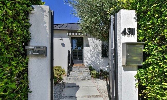 Building Photo - 4311 Finley Ave