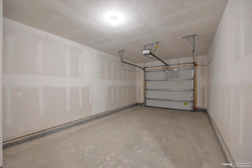Building Photo - 45105 Red Brick Dr