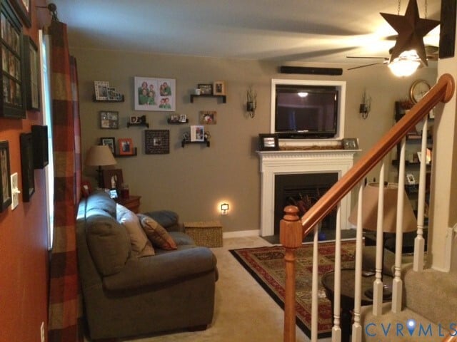 Building Photo - 1935 E Old Mountain Rd