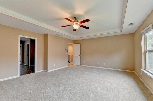 Building Photo - 4228 Woods Creek Ln
