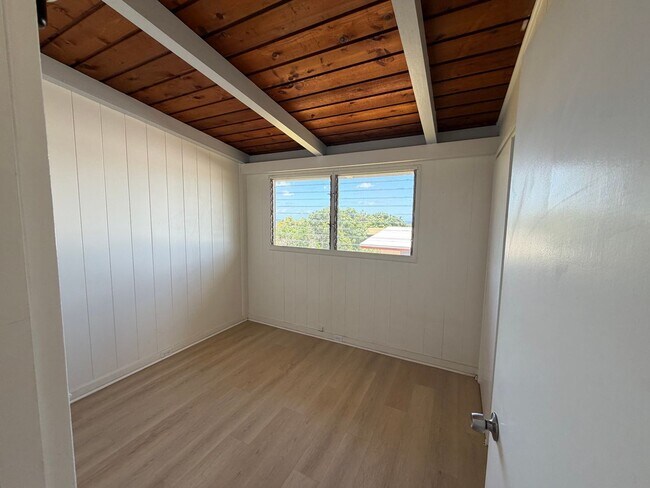 Building Photo - 92-549 Awawa St. 3 Bedroom, 2 Bathroom Single-Family Home