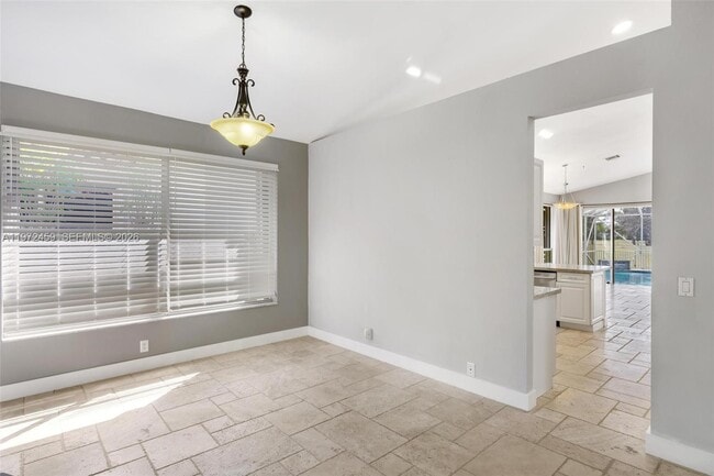 Building Photo - 1140 SW 150th Terrace