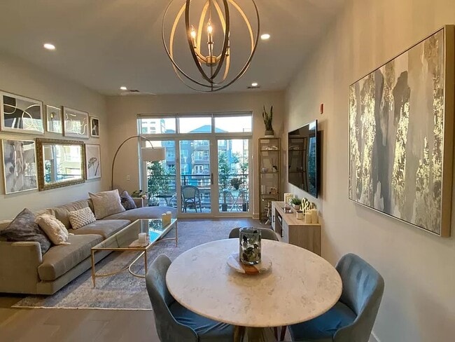 Building Photo - 575 S Goddard Blvd