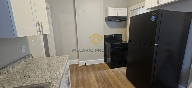 Building Photo - 3329-3331 Boulevard Place