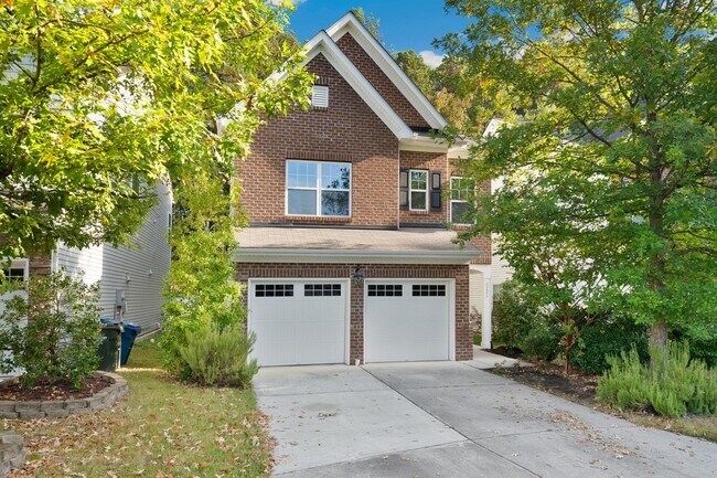 Primary Photo - Incredible 3be/2.5ba House In Quiet Neighb...