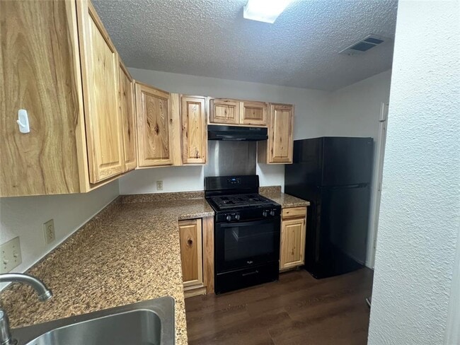 Building Photo - 6018 Richard Carlton Blvd