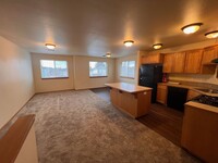 Building Photo - 239