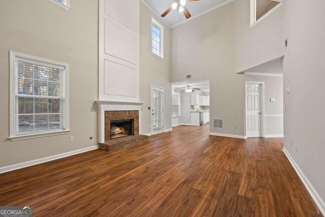 Building Photo - 2339 Leacroft Way