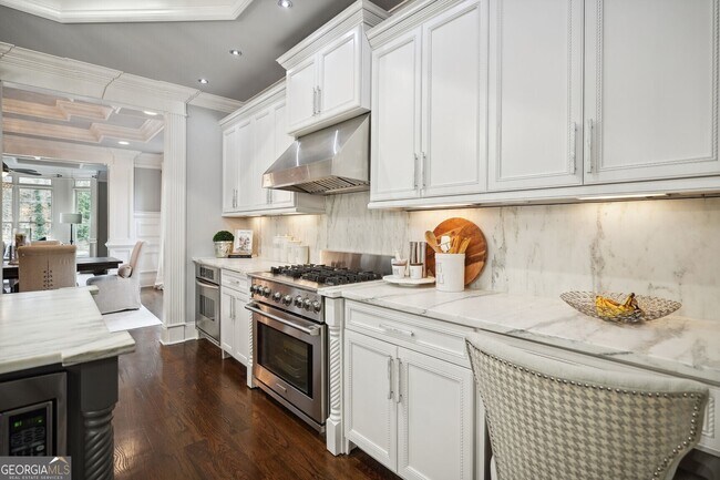 Building Photo - 1930 Northside Dr NW