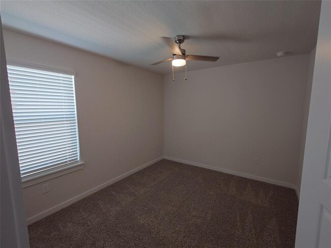 Building Photo - 2025 Wildhorse St