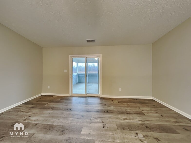 Building Photo - 1752 James Run Way