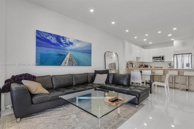 Building Photo - 5701 Collins Ave