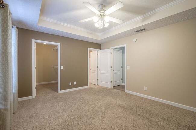 Building Photo - 5156 Cicada Cir