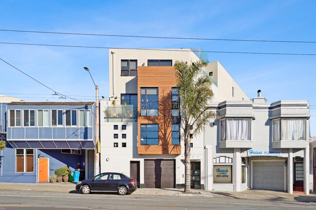 Building Photo - 270 Ocean Ave
