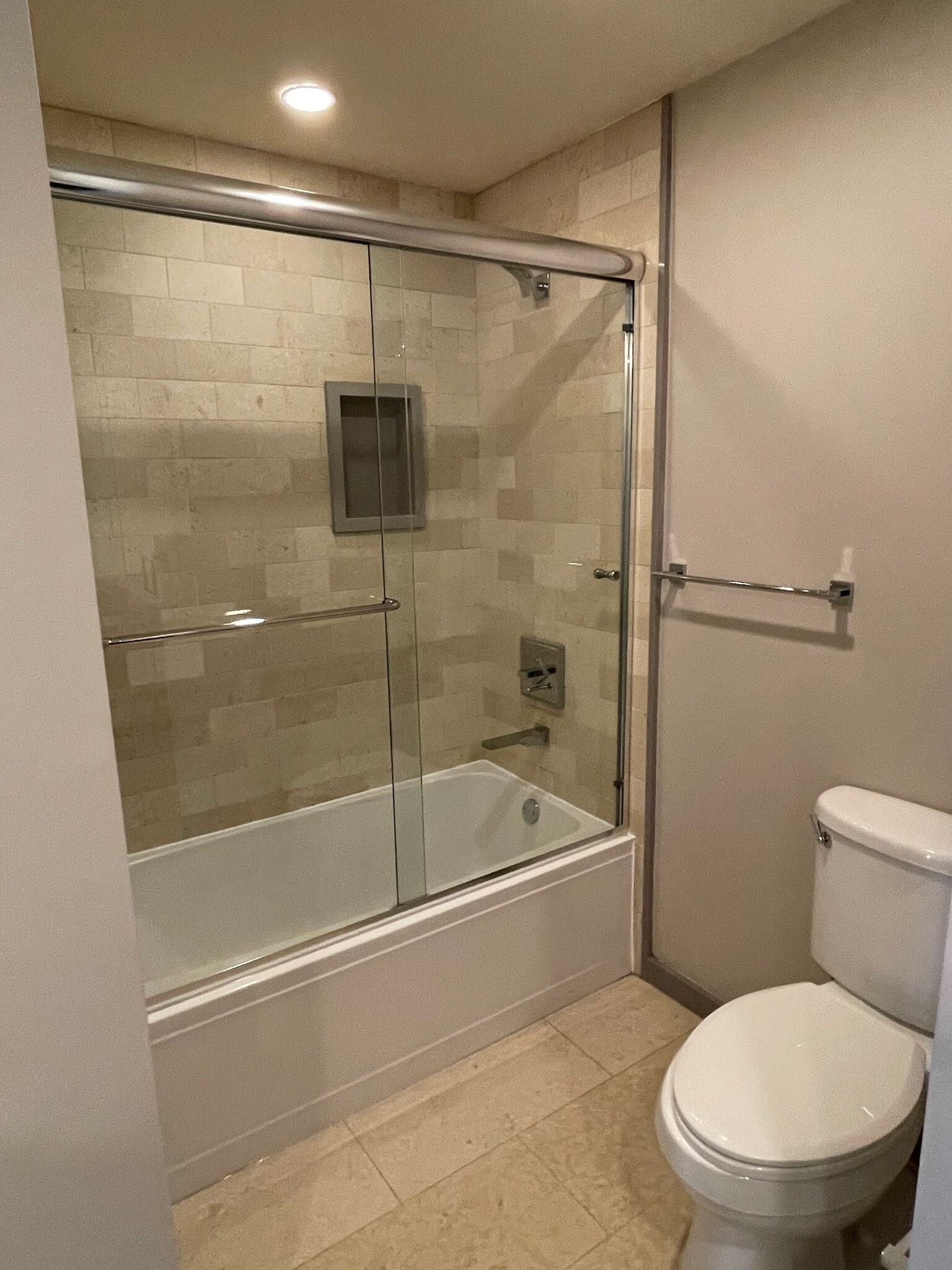 Building Photo - 1666 Greenfield Ave