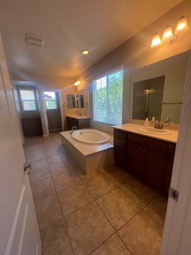 Building Photo - Rare Find! Solar Home in Whitney Ranch wit...