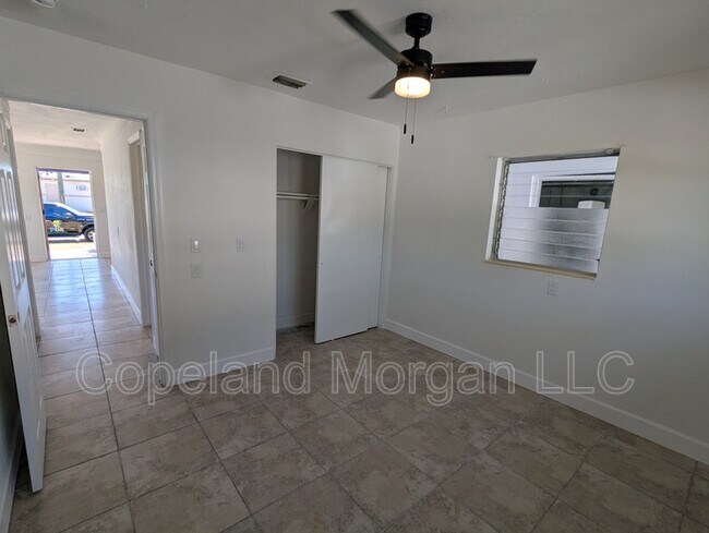 Building Photo - 4525 29th Ave S