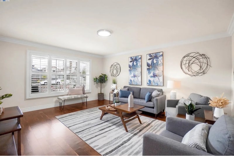 Building Photo - 363 Oleander Ave