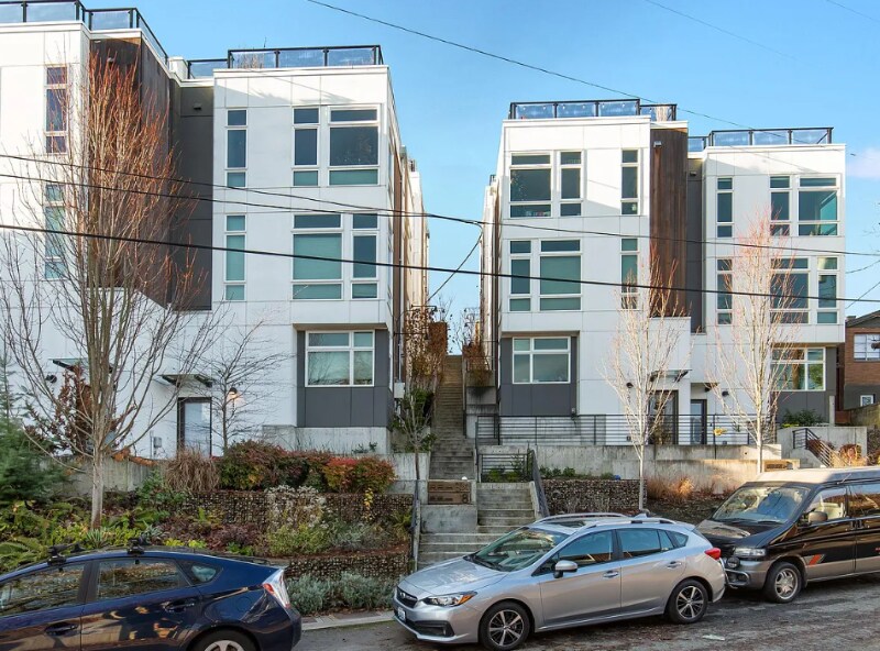 Building Photo - 2433 8th Ave N