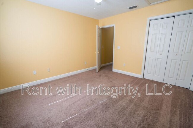 Building Photo - 3314 Sawtooth Dr