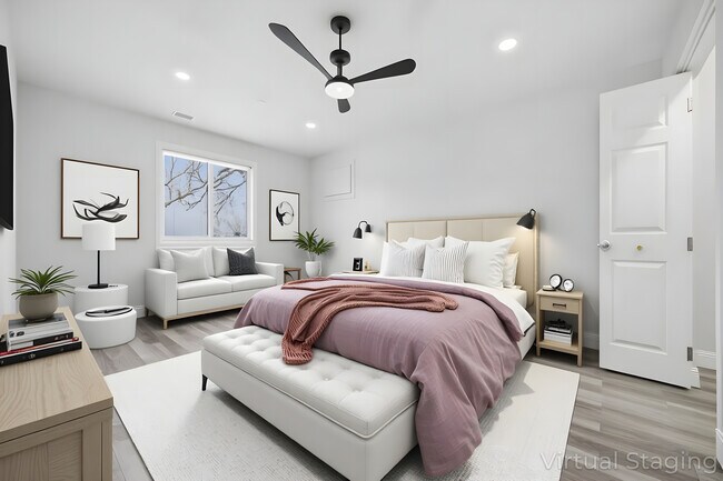 Building Photo - 2556 Waterbury Dr