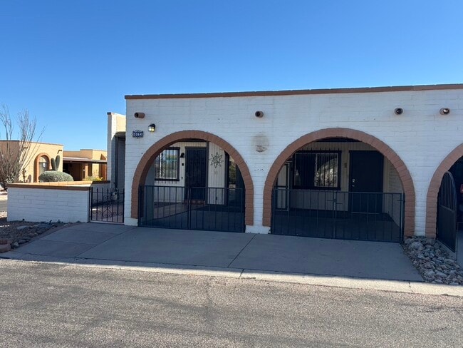 Primary Photo - 3064 Calle Pueblo