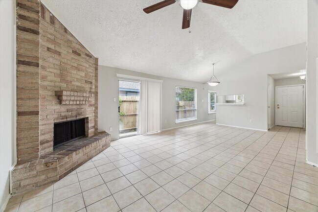 Primary Photo - 10032 Ridgecoral Dr