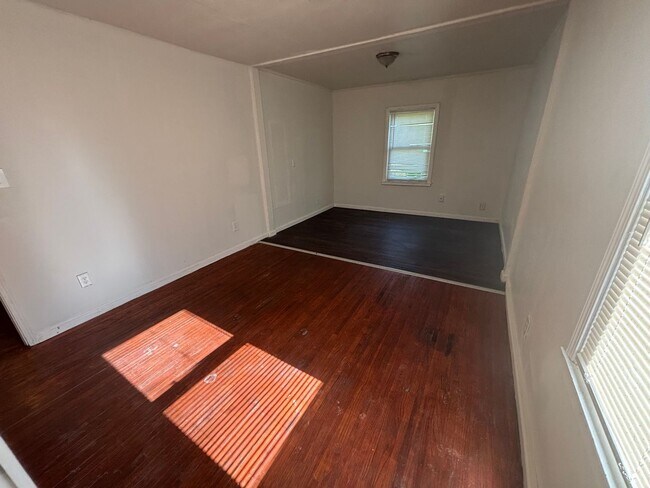 Building Photo - Tulsa Single Family Home for Rent 3 beds 2 bath