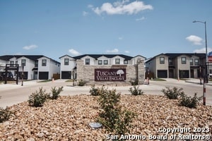 Building Photo - 8306 V. Verona