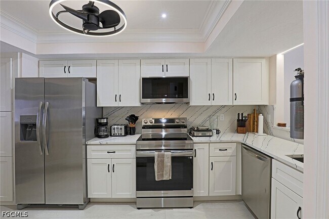 Building Photo - 11921 Seabreeze Cove Ln