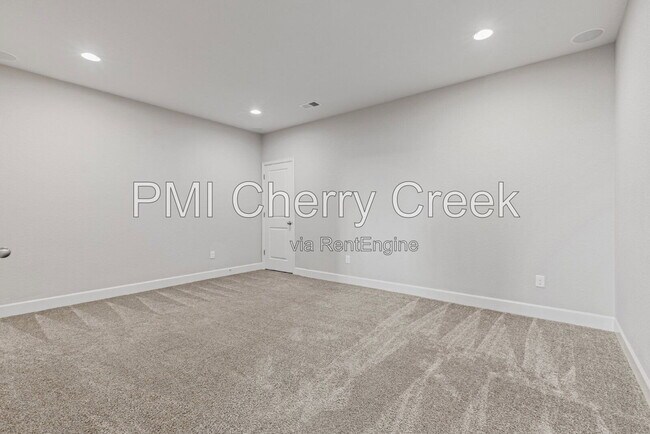 Building Photo - 10922 Ledges Rd