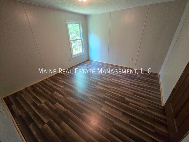 Building Photo - 47 Sweet Fern Dr
